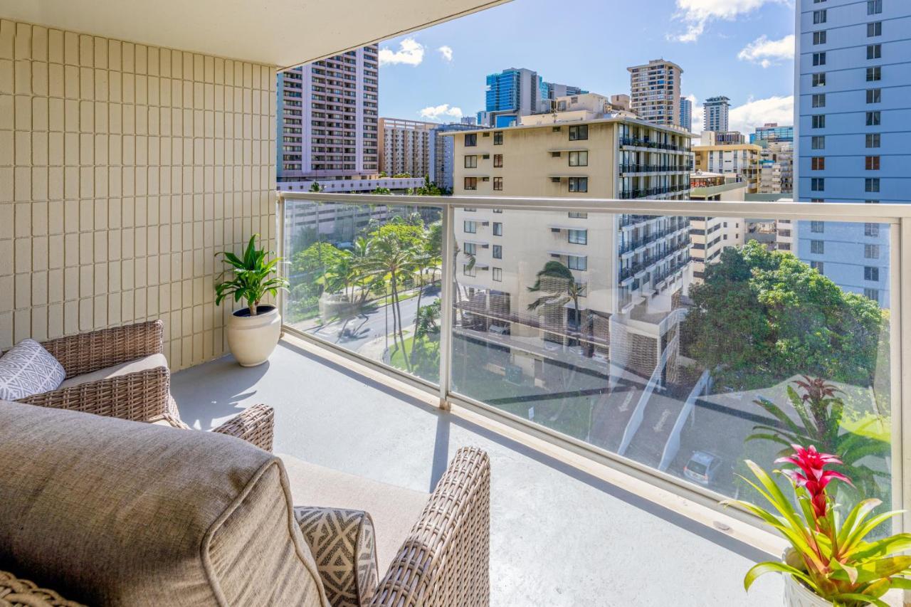 Appartamento Beautifully Upgraded Studio Close To Waikiki Beach Honolulu Esterno foto