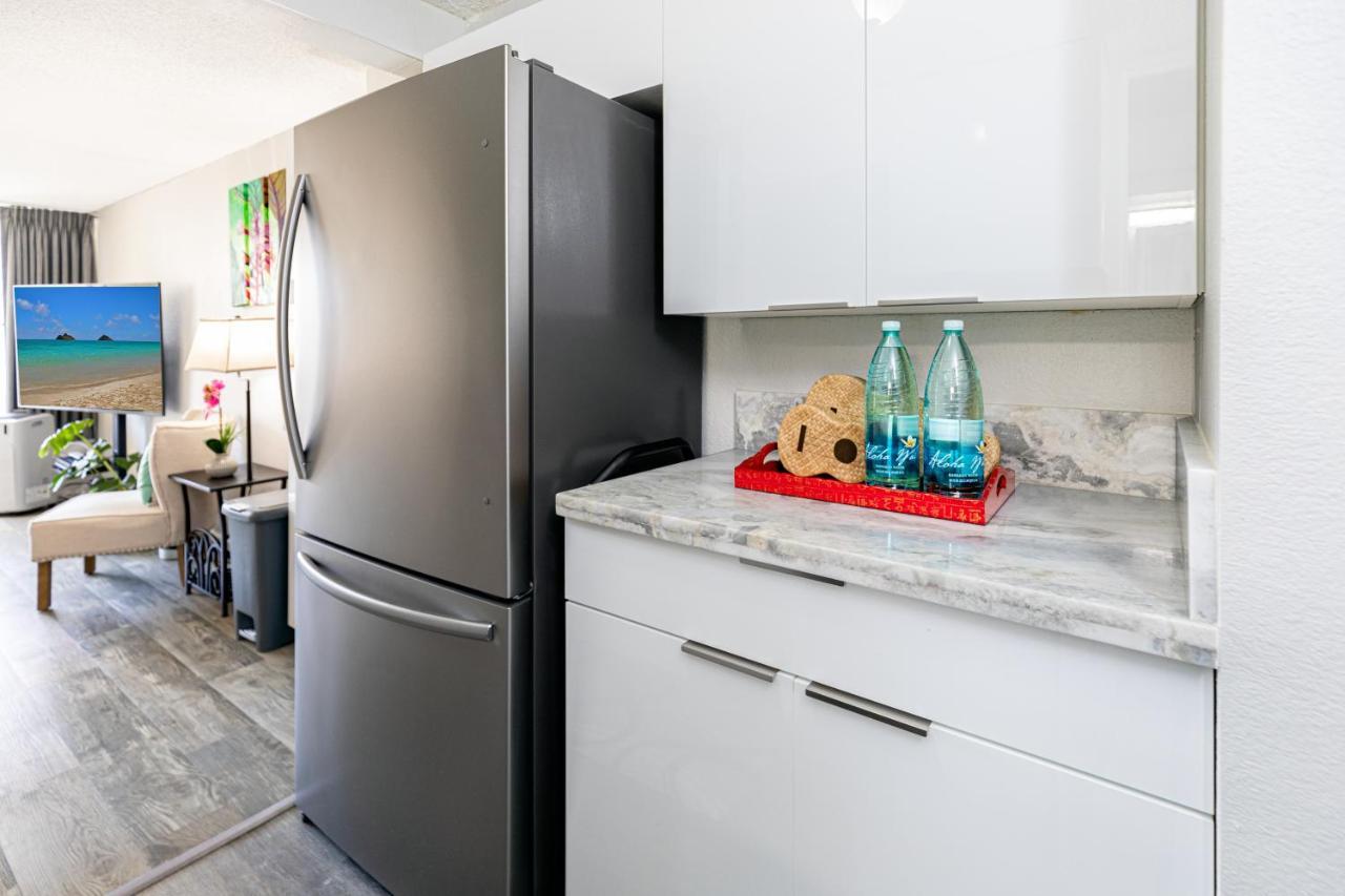 Appartamento Beautifully Upgraded Studio Close To Waikiki Beach Honolulu Esterno foto
