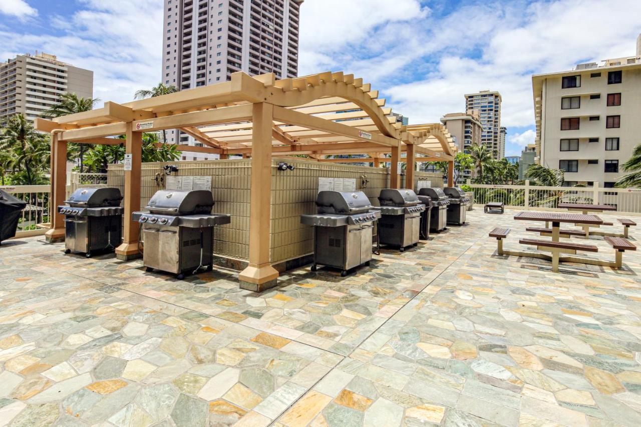 Appartamento Beautifully Upgraded Studio Close To Waikiki Beach Honolulu Esterno foto